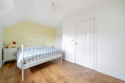 1350130-4-68babe8...