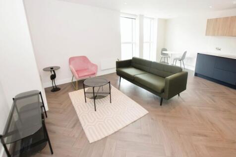 VIDEO TOUR AVAILABLE | DEPOSIT FREE OPTION AVAILABLE | AVAILABLE 14TH SEPTEMBER | FULLY FURNISHED | BILLS PACKAGE AVAILABLE FOR STUDENTS AT ADDITIONAL COST Castle Wharf is a stunning waterside develop