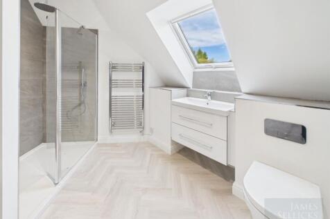 Bedroom 5 En-Suite