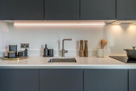 Lampton Parkside - 1 bedroom - L