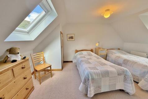 Wellingtonia Bedroom 2