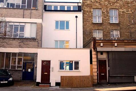 One Bedroom Ground Floor Garden Flat TO LET in this sought after location