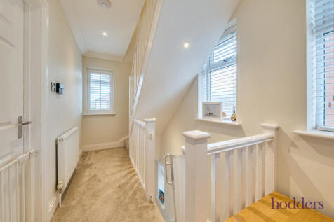 f49ab1c8-424a-4ba...