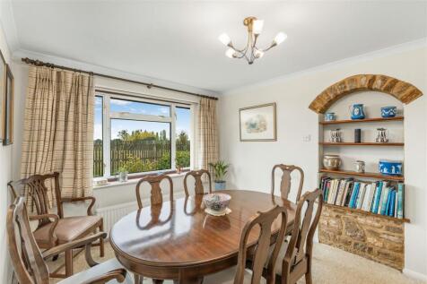 11 Holland Rise, Kings Sutton-12.jpg