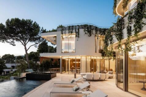 Exterior and Pool (3