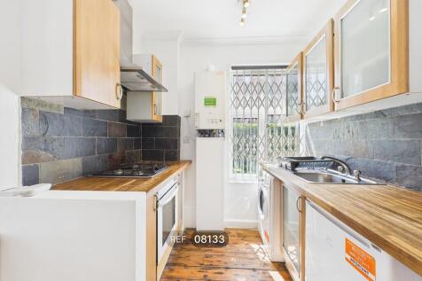 A charming ground floor apartment set within a sought-after private 1930s building, moments from Brixton town centre. The property offers flexible living space and can be arranged as either a spacious