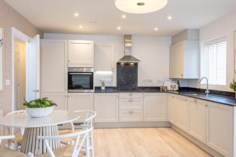 kings barton at the green