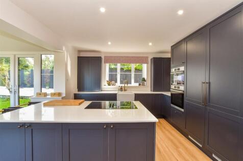 Kitchen/ Family Room