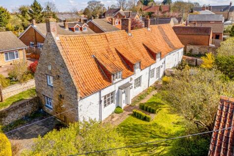 2 Club Yard (Harmston)-3