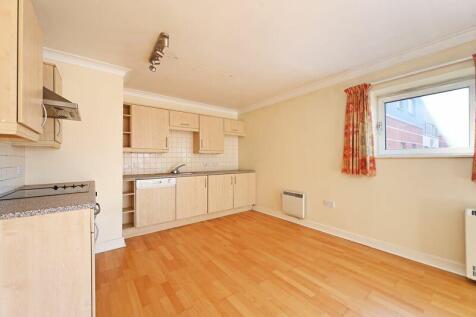 Open Plan Living Area / Kitchen
