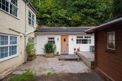 Panteinion Hall, Ffordd Panteinion, Friog, Fairbourne, Gwynedd, LL38 2TJ