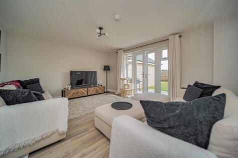 Edited Drone-1280.jpg