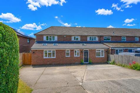 109-Batchwood-Drive-1003.jpg