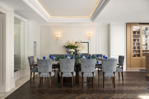 6 bed, 7 bath House in London - Photo 3
