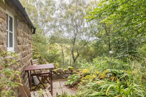 Wayside Cottage External-6.jpg