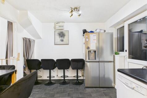 CAM03582G0-PR0112...