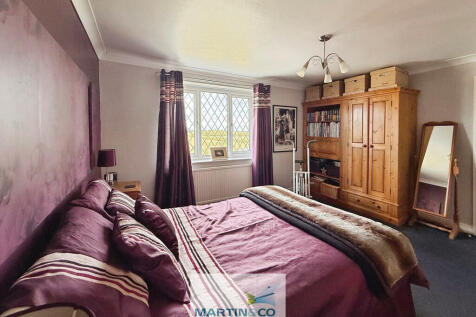 a86a5875-E-4784-B...