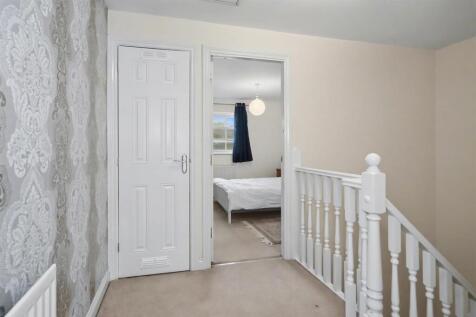 29 John Cullis Gardens-11.jpeg