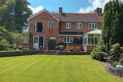 7 Hinckley Road- In Summer