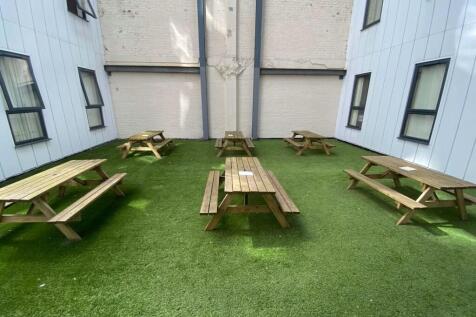 Bateson-outside-area_1670949828_4588.jpg
