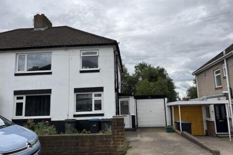4 Bedroom Semi-Detached in DH1 4PF