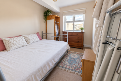 AI-enchanched image- furniture & belongings di