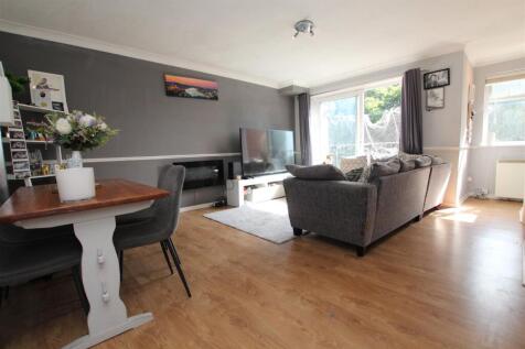 Lounge / Dining Room