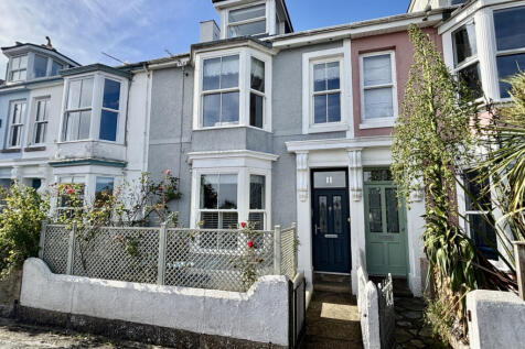 4 Bedroom Mid Terrace House for Sale