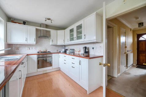 1385811-21-693c01...