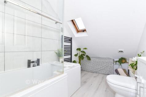 Annexe En-Suite Bathroom