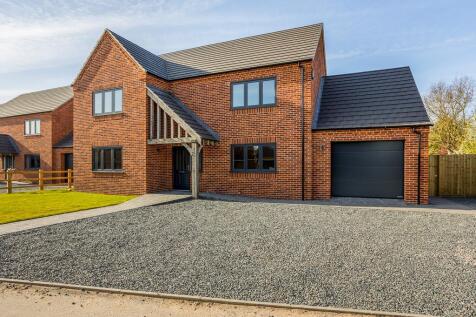 Bernhards Close, Town Dam Lane Development (Doning