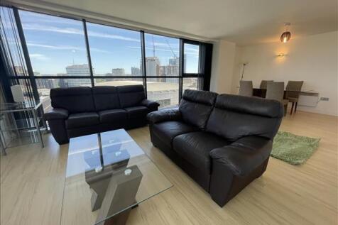 AVAILABLE 2TH AUGUST We are delighted to present this exceptional two-bedroom apartment located in the prestigious Tempus Tower development, just off Deansgate. Perfectly positioned near Victoria Trai