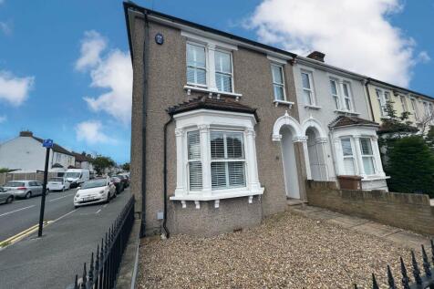 View of Property at Front