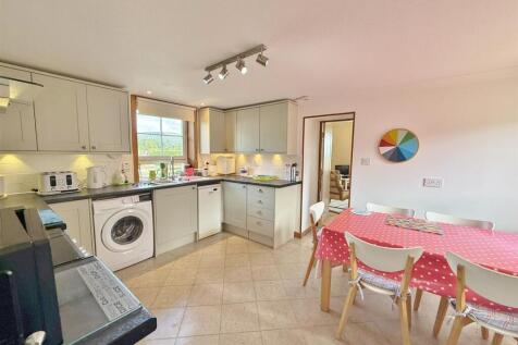 Wellingtonia kitchen from the back door