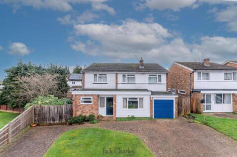 36 Henwoods Crescent-41.jpg