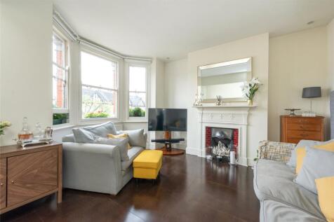 Located only a few minutes from WILLESDEN JUNCTION this Maisonette apartment comprises of two DOUBLE BEDROOMS, a bright south facing reception room as well as private Patio and additional communal GAR