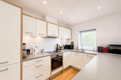 KITCHEN..png