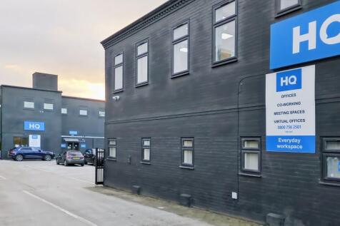 Serviced Office to rent in wakefield