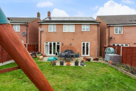 461 Lyvden Way, Oakley Vale-6.jpg