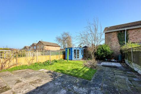 12 Hazel Gardens-1.jpg