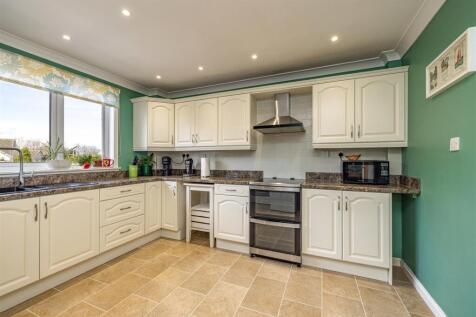 19 Pinnaclehill Park Kelso 14.JPG