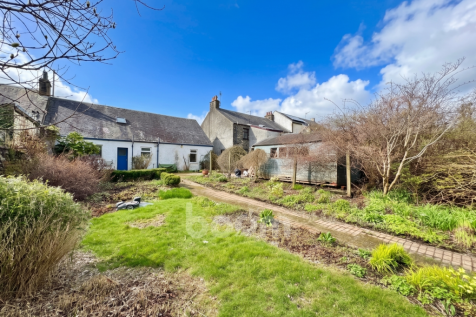 Calder Street, Lochwinnoch rear garden pic