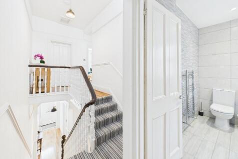 CAM03974G0-PR0120...