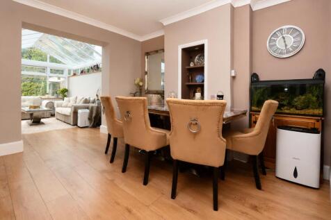 Dining Room.jpg