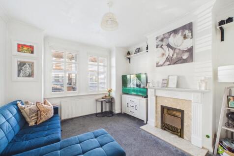Presented by Robert at EweMove Bexleyheath and Dar