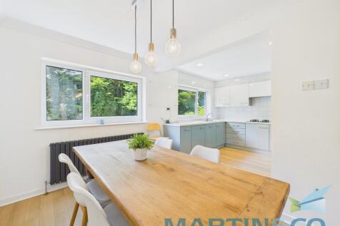 CAM01870G0-PR0168...