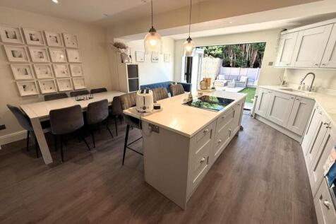 Kitchen....jpeg