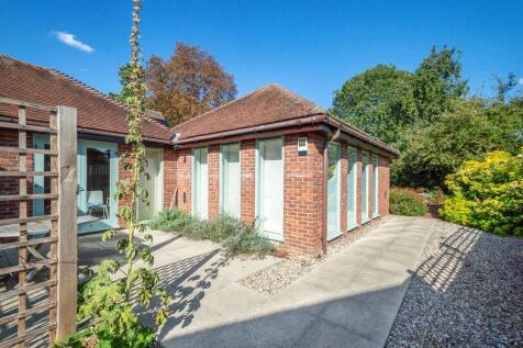 11 Chapel Street-...