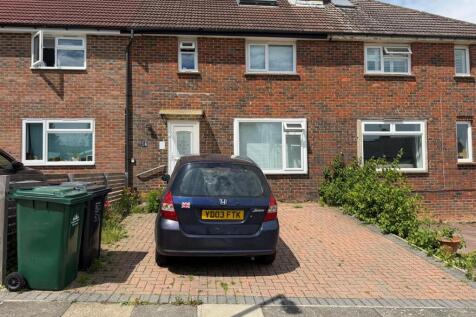 Front of property.jpg