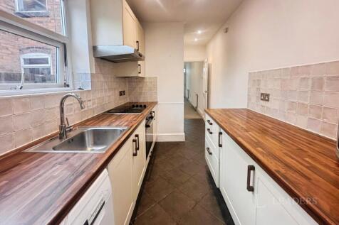Stylishly Refurbished Two-Bedroom Home | **NO DEPOSIT OPTION AVAILABLE FOR TENANTS, GREATER PROTECTION FOR LANDLORDS** Property Overview: We are delighted to bring to the market this exceptional two-b